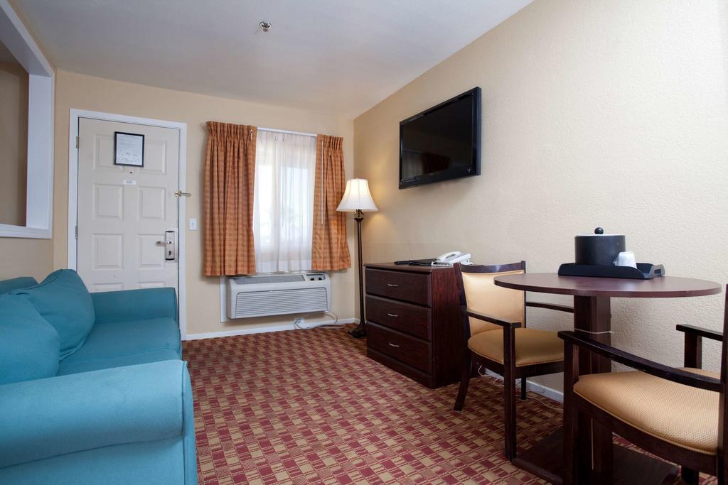 Red Lion Inn & Suites Cathedral City Palm Springs Εξωτερικό φωτογραφία