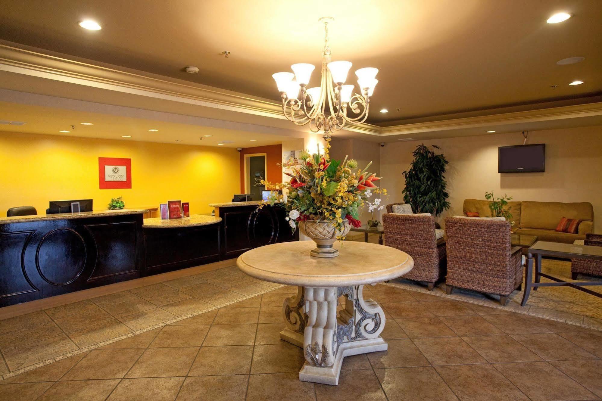 Red Lion Inn & Suites Cathedral City Palm Springs Εξωτερικό φωτογραφία