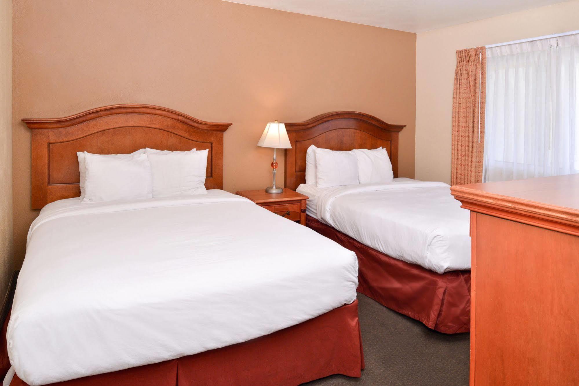 Red Lion Inn & Suites Cathedral City Palm Springs Εξωτερικό φωτογραφία